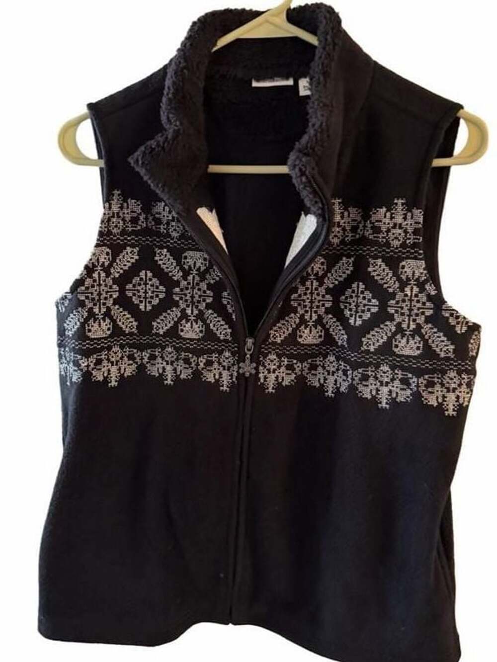 Croft & Barrow Black Fleece Full-Zip Vest with Nordic Pattern Size Medium